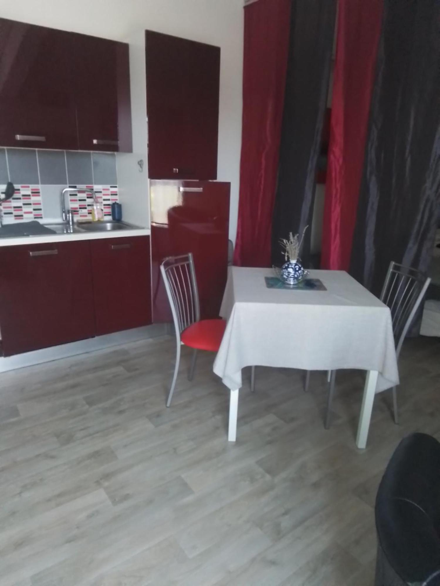 Tiny House Independante Climatisee Moules Ngoại thất bức ảnh